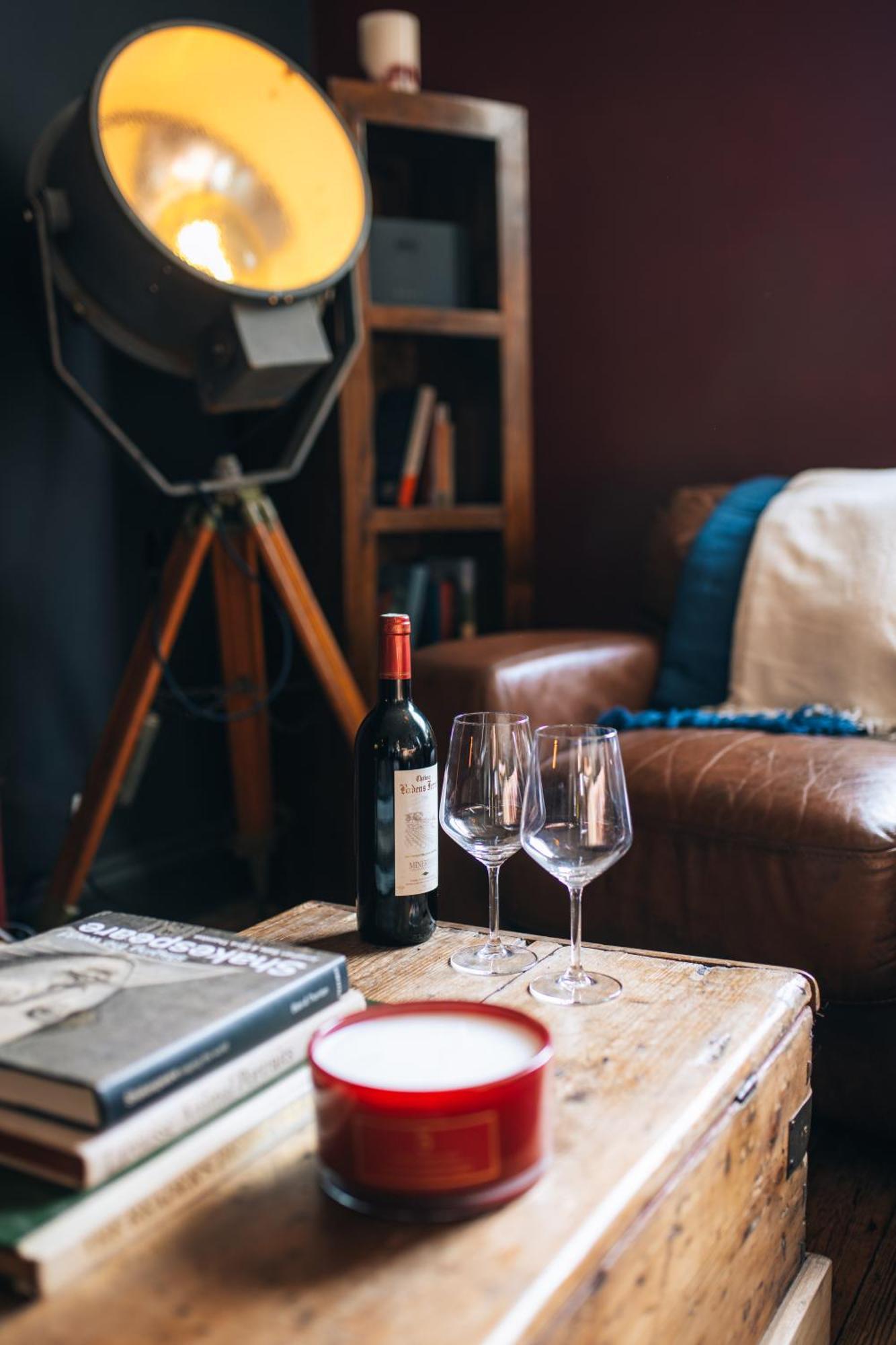 The Bolt Hole - Stratford Upon Avon - Central - Free Offstreet Parking - 2 Bed Luxury Apartment Bagian luar foto